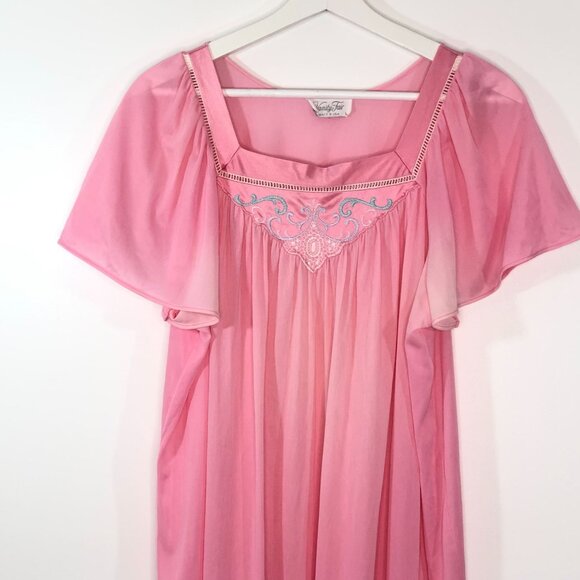 Vintage Vanity Fair Pink Nightgown Embroidered Flutter Sleeves Size Large - Picture 5 of 6